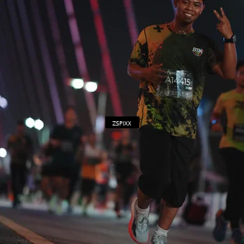 Runner Photo 6236543