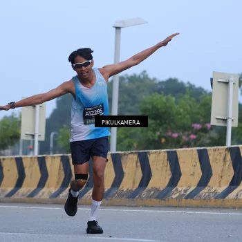 Runner Photo 6236566