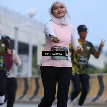 Runner Photo 6236583