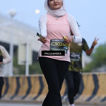 Runner Photo 6236605