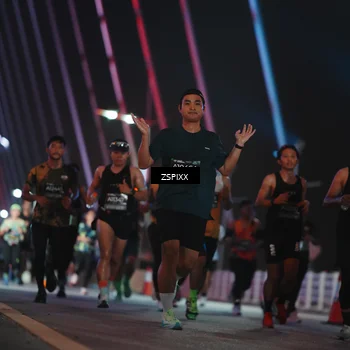 Runner Photo 6236620