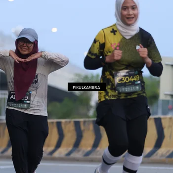 Runner Photo 6236625