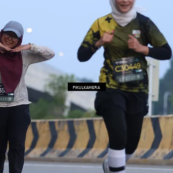 Runner Photo 6236643