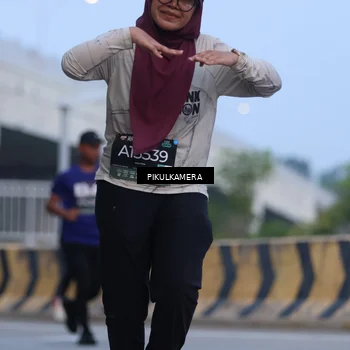 Runner Photo 6236652