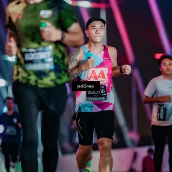 Runner Photo 6236722