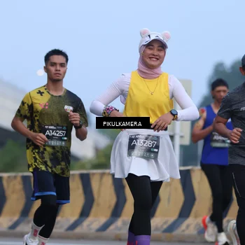 Runner Photo 6236733