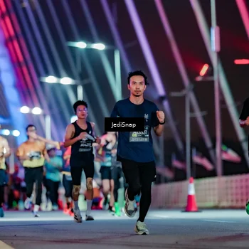 Runner Photo 6236776