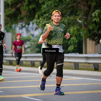 Runner Photo 6236897