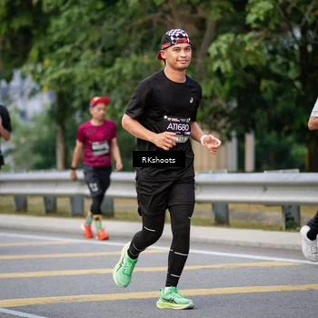 Runner Photo 6236935