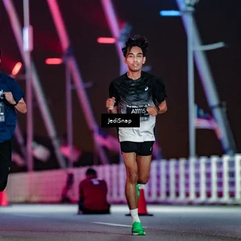Runner Photo 6236997