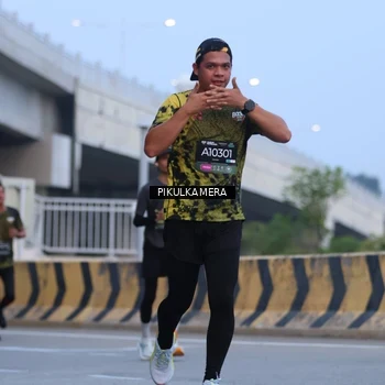 Runner Photo 6237028