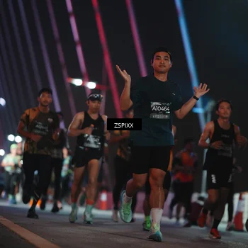 Runner Photo 6237065