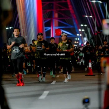 Runner Photo 6237068