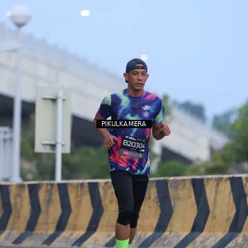 Runner Photo 6237082