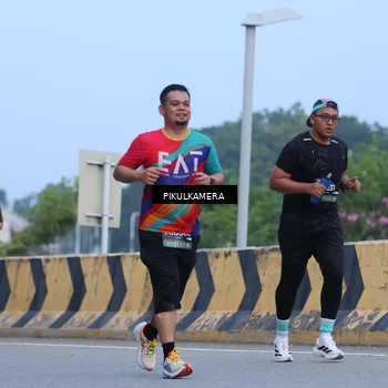 Runner Photo 6237097