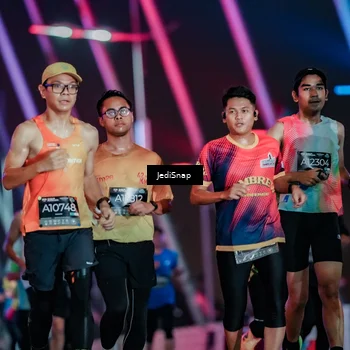 Runner Photo 6237122