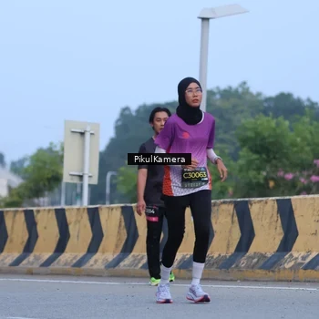 Runner Photo 6237143