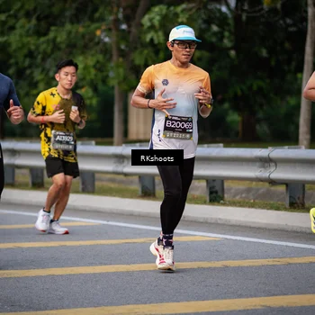 Runner Photo 6237157