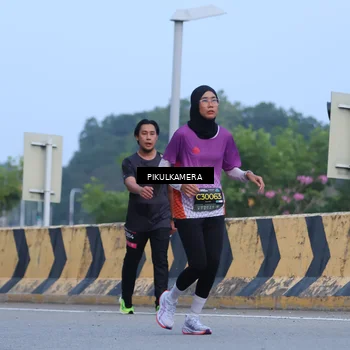 Runner Photo 6237167
