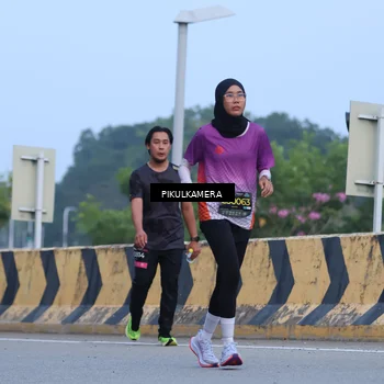 Runner Photo 6237169