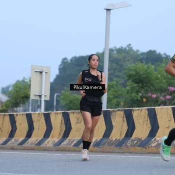 Runner Photo 6237257