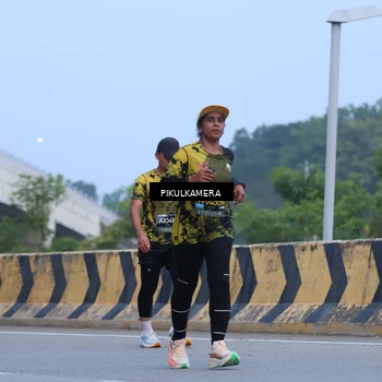 Runner Photo 6237283
