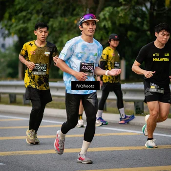 Runner Photo 6237294