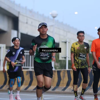 Runner Photo 6237308
