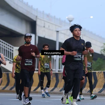 Runner Photo 6237351