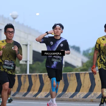 Runner Photo 6237352