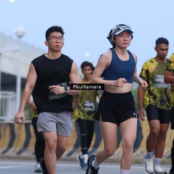 Runner Photo 6237398