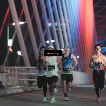 Runner Photo 6237411