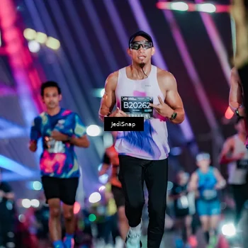Runner Photo 6237420