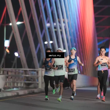 Runner Photo 6237426