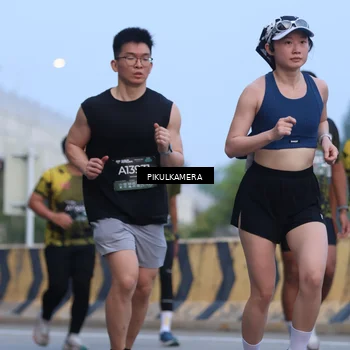 Runner Photo 6237430