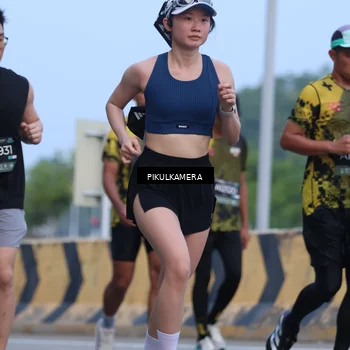 Runner Photo 6237437
