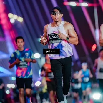 Runner Photo 6237442