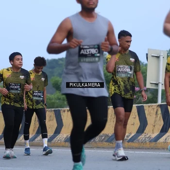 Runner Photo 6237456