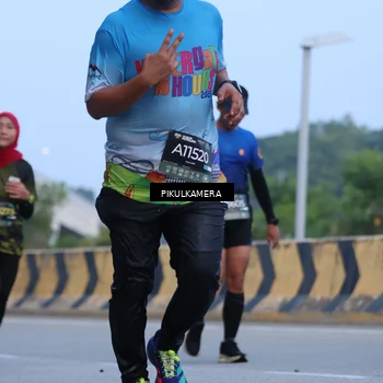 Runner Photo 6237483
