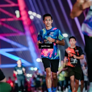 Runner Photo 6237490