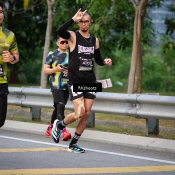 Runner Photo 6237493