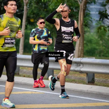 Runner Photo 6237496