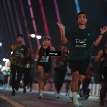 Runner Photo 6237506