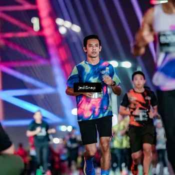 Runner Photo 6237509