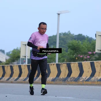 Runner Photo 6237531