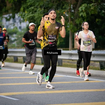 Runner Photo 6237537