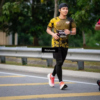 Runner Photo 6237546