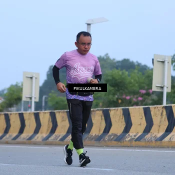 Runner Photo 6237551