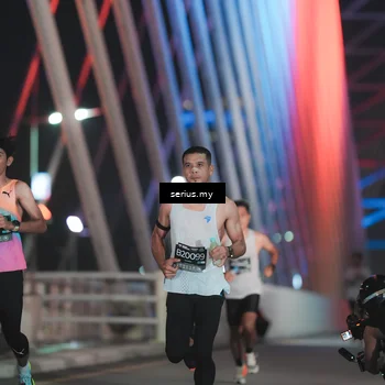 Runner Photo 6237555