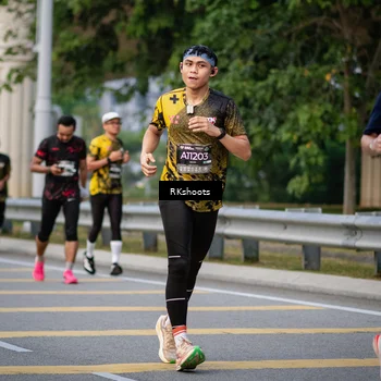Runner Photo 6237564